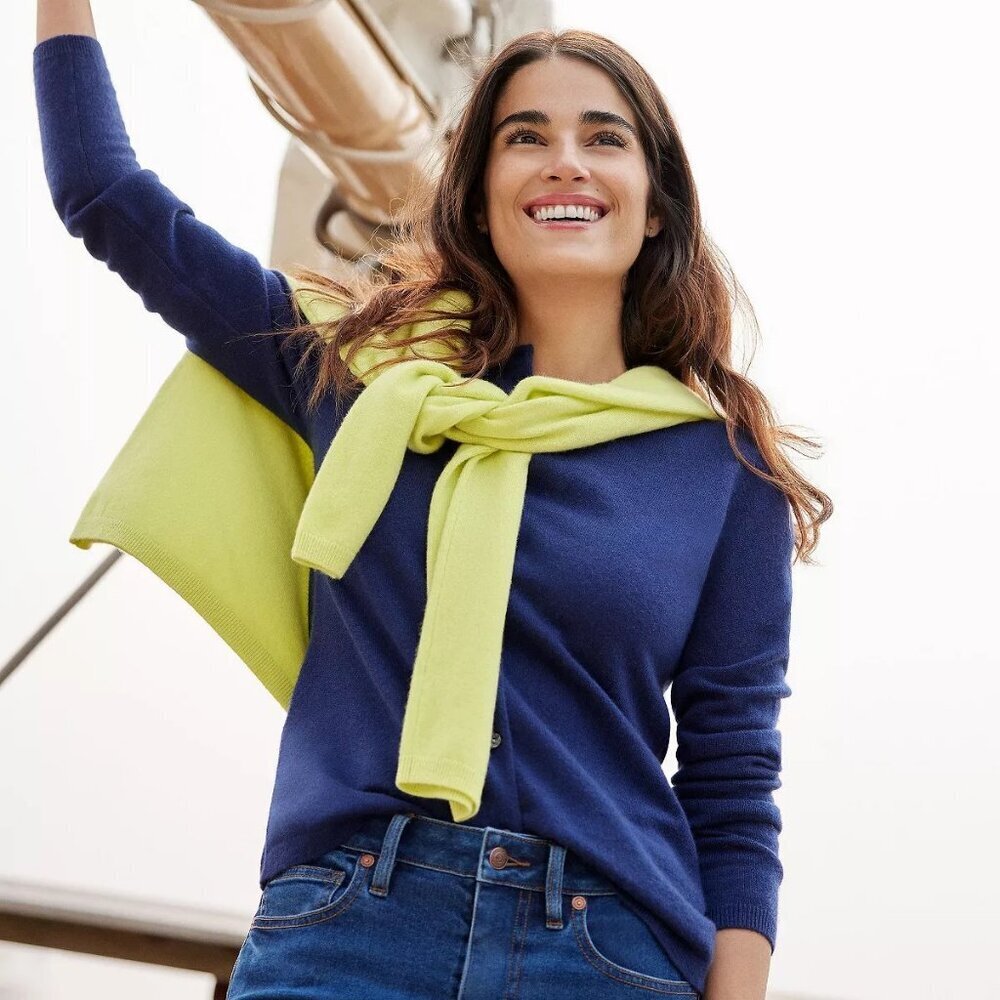 Lands' End 100% Cashmere Cardigan Sweater Crew Neck Timeless Luxury Feminine XS